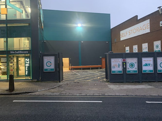 HOLD Kings Cross - Self Storage in London N7 9 HOLD Kings Cross - Self Storage in London N7 9
