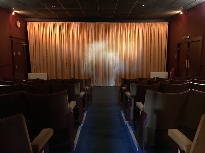 Lynton Cinema EX3 Lynton Cinema EX3