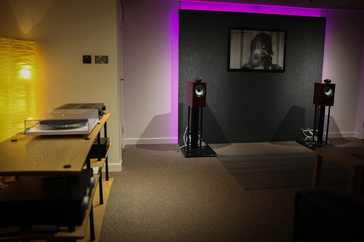 Audio T Swansea SA1