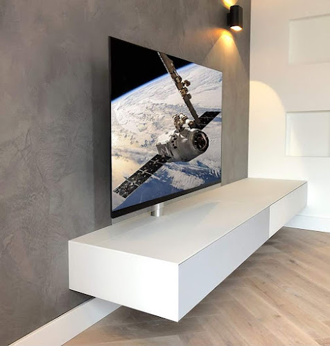 James - Morrow Home Entertainment Systems Ltd in Edinburgh EH3